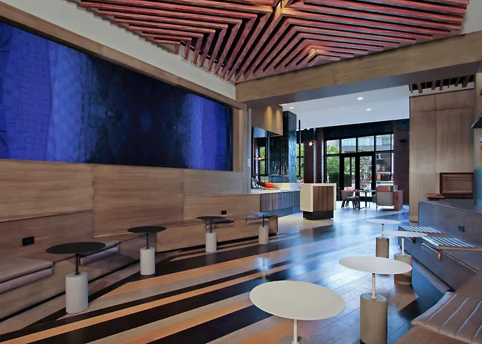Canopy By Hilton Downtown Short North 4*