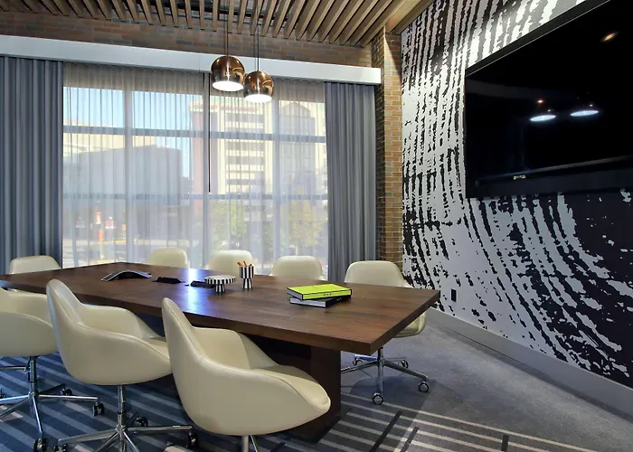 Hotel Canopy By Hilton Downtown Short North 4*